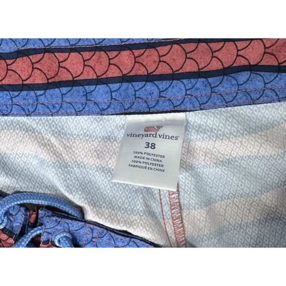Vineyard Vines 1M0309‎ Men's Angler Stripe Jetty Red Swim Board Shorts Sz 38